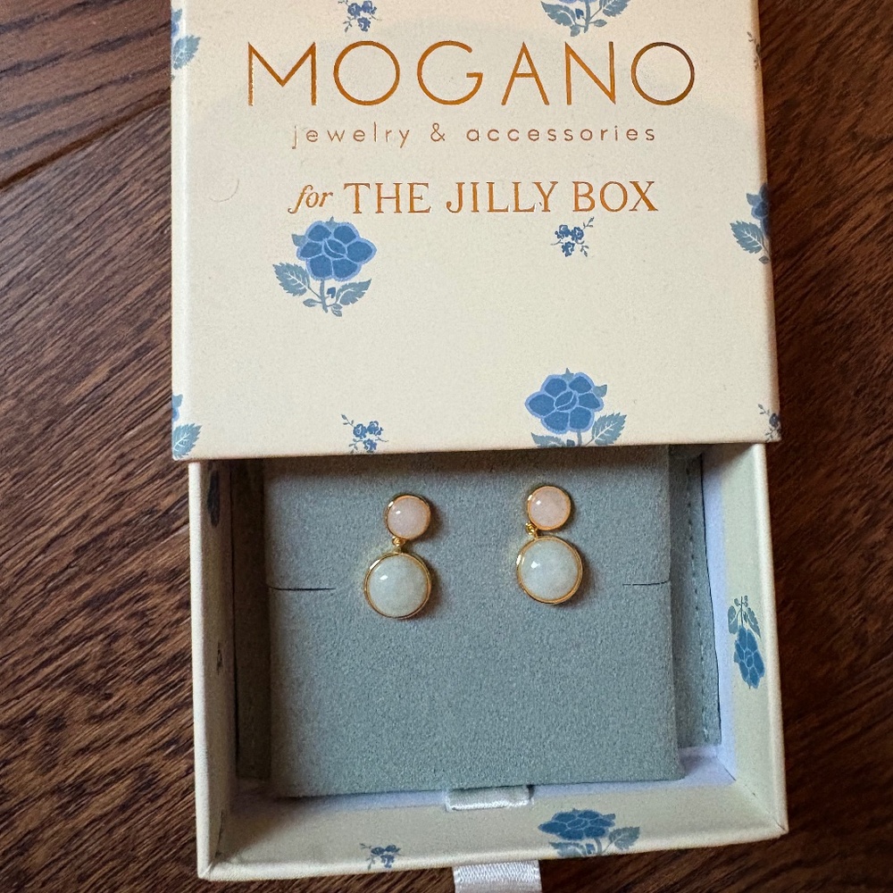 Jilly box earrings